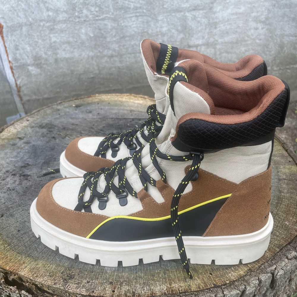 Zara Boots